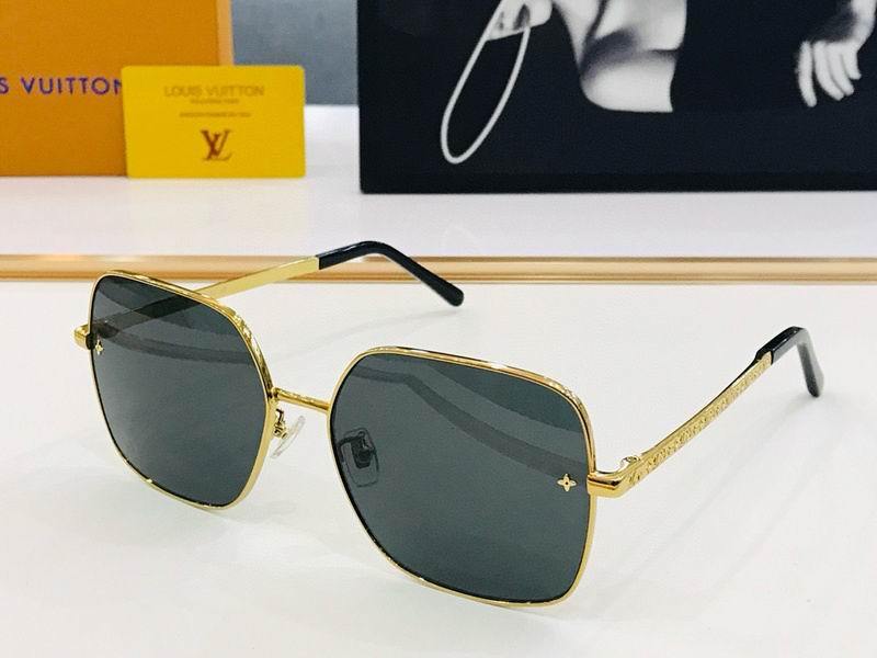 LV Sunglasses 429